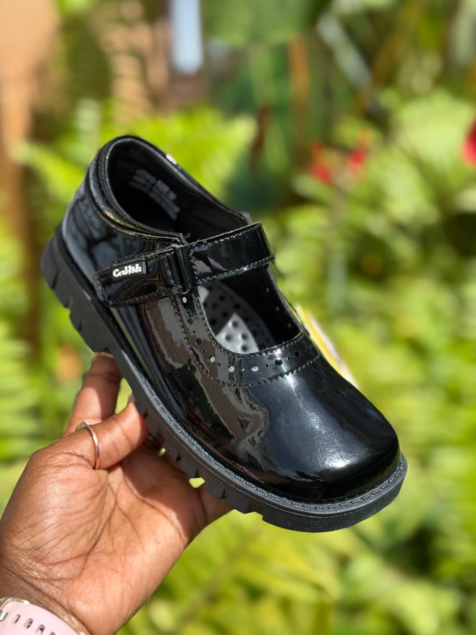 Crabkids Girls Wetlook School Shoes - P645228