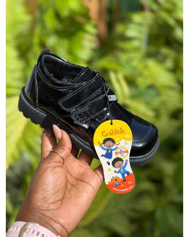Crabkids Boys Wetlook School Shoes - P650311