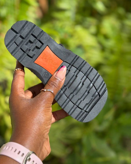 Crabkids Boys Wetlook School Shoes - P650311