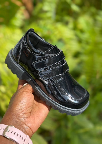 Crabkids Boys Wetlook School Shoes - P650311
