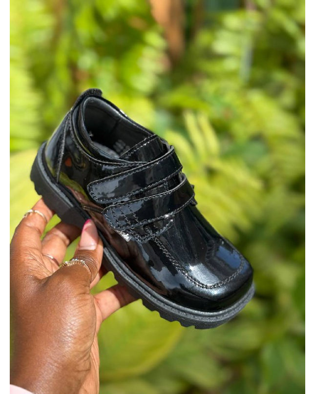 Crabkids Boys Wetlook School Shoes - P650311