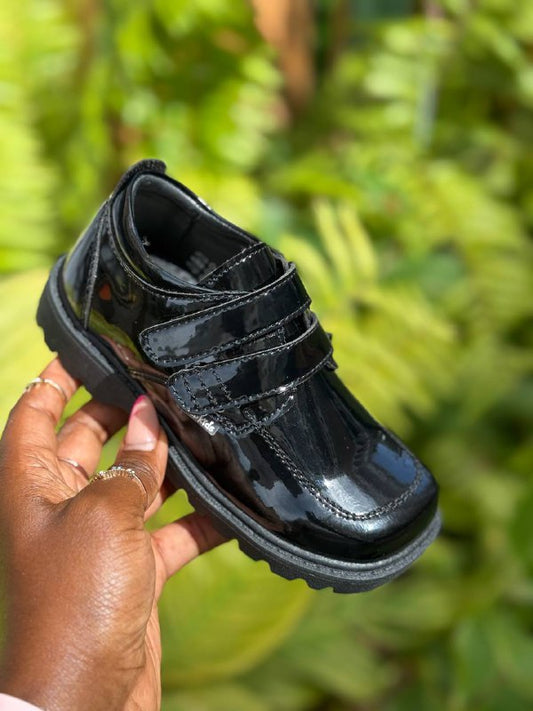 Crabkids Boys Wetlook School Shoes - P650311