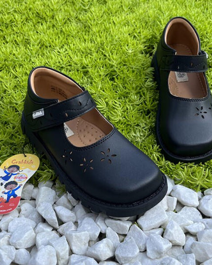 Crabkids Girls Matte School Shoes - 645403