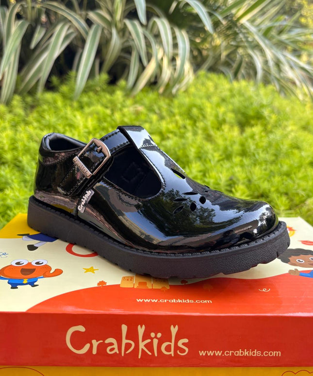 Crabkids Girls Wetlook School Shoes - P617610