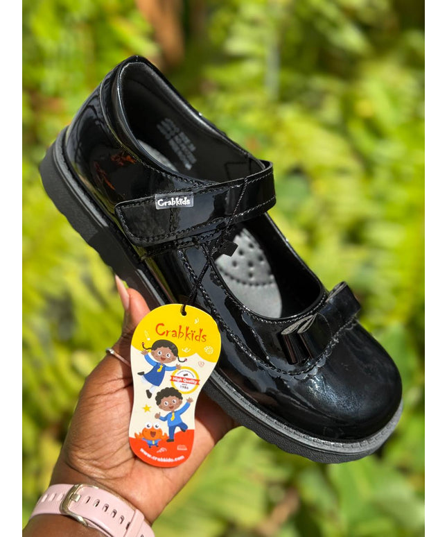 Crabkids Girls Wetlook School Shoes - P643201
