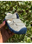 Blue / 19