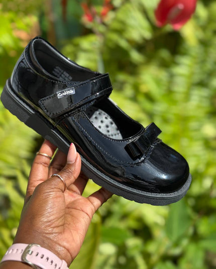 Crabkids Girls Wetlook School Shoes - P617205