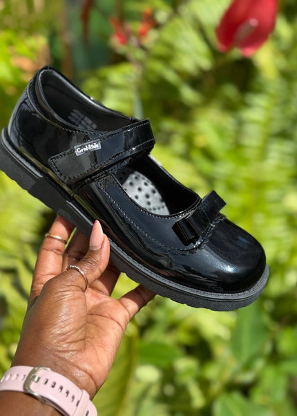 Crabkids Girls Wetlook School Shoes - P617205