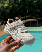 brown offwhite