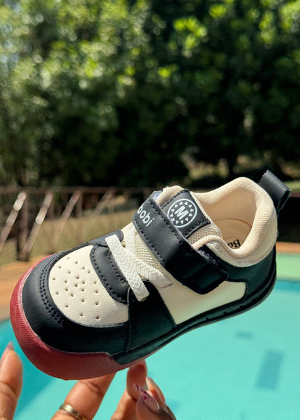 Unisex Baby BM801 - Soft Sole First Walking Sneakers with Velcro Strap & Cute Character Design