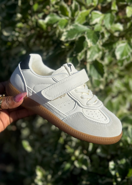 PD842 - Premium Unisex Kids Sneakers - White Pink & Green Sports Shoes