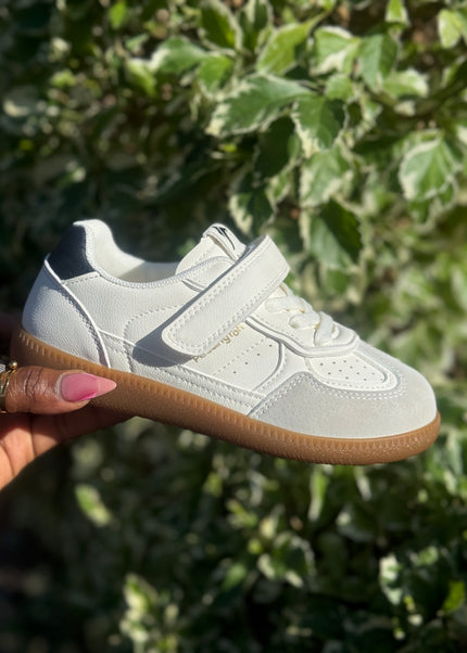 PD842 - Premium Unisex Kids Sneakers - White Pink & Green Sports Shoes