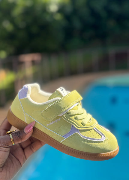PD842 - Premium Unisex Kids Sneakers - White Pink & Green Sports Shoes
