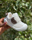 Brown White / 14