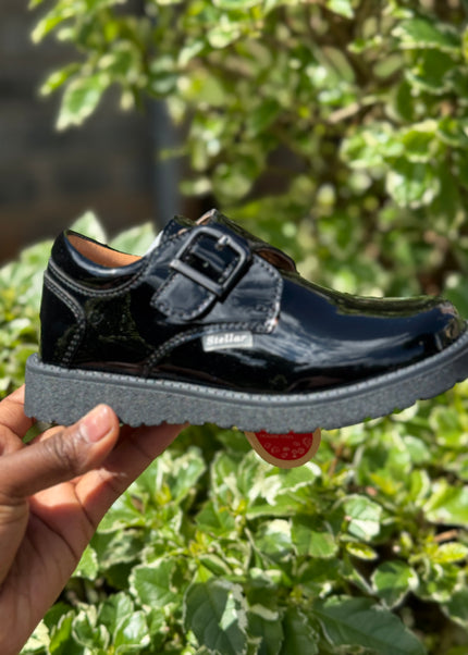 S942505 -  Stellar Steps Patent Wipe-Clean School Shoes – Stylish, Light, No Polish Needed