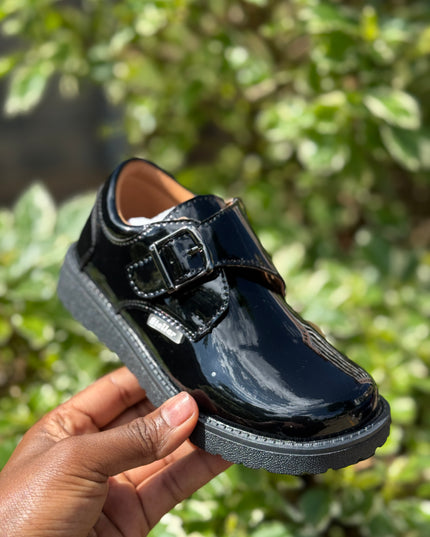 S942505- Stellar Steps Patent Wipe-Clean School Shoes – Stylish, Light, No Polish Needed