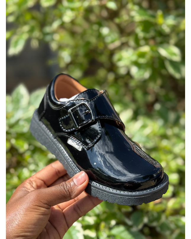 S942505 -  Stellar Steps Patent Wipe-Clean School Shoes – Stylish, Light, No Polish Needed