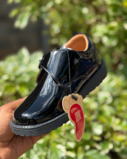 S942505 -  Stellar Steps Patent Wipe-Clean School Shoes – Stylish, Light, No Polish Needed
