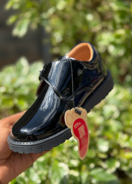 S942505 -  Stellar Steps Patent Wipe-Clean School Shoes – Stylish, Light, No Polish Needed