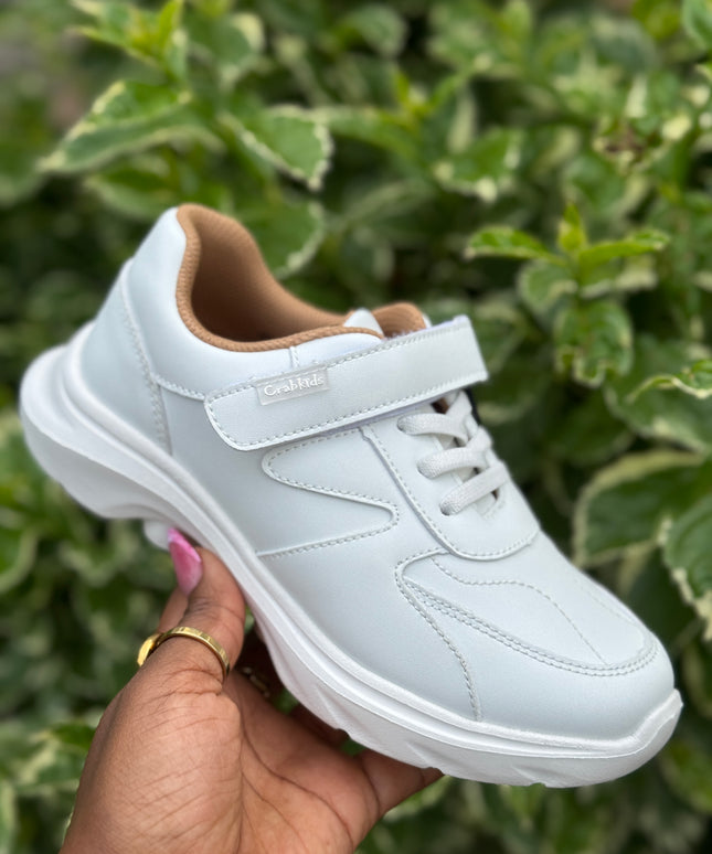 Light White Kids Sports Shoes - 819114B