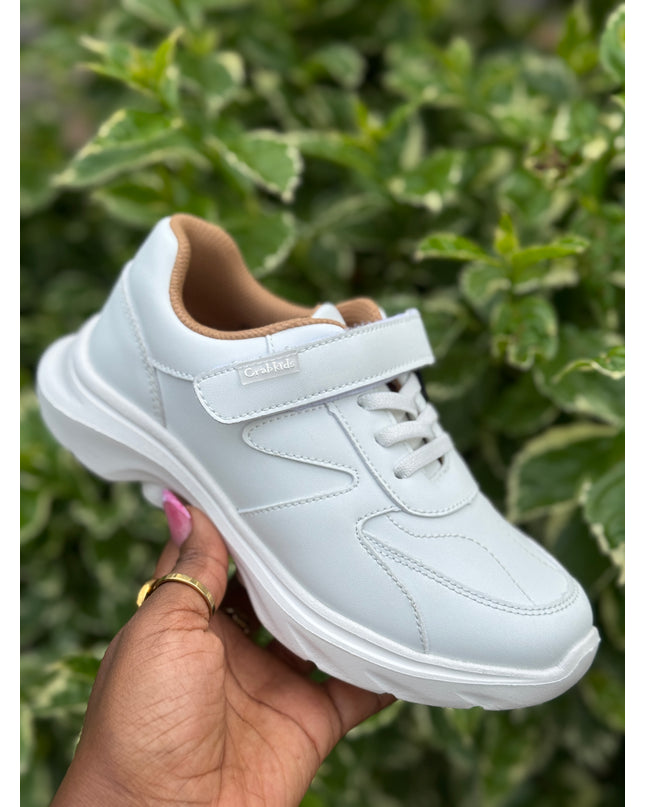 Light White Kids Sports Shoes - 819114B