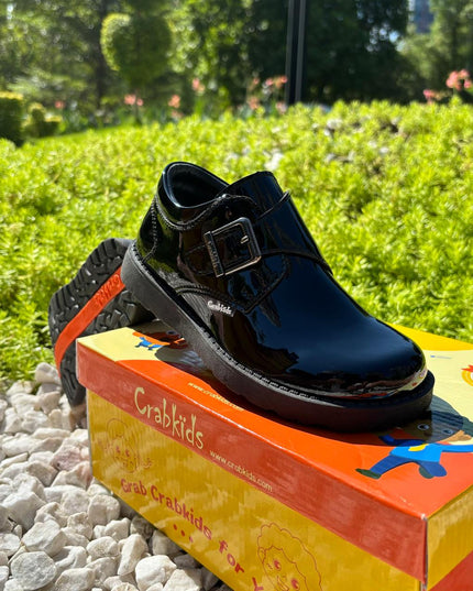 Crabkids Boys Wetlook School Shoes - P617303