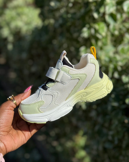C2427 - Lightweight Sports shoes for Boys and Girls