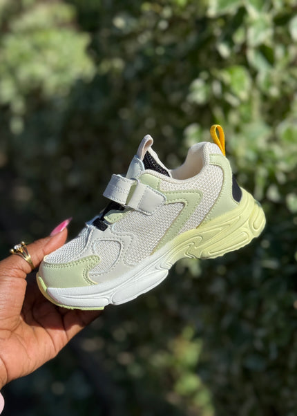 C2427 - Lightweight Sports shoes for Boys and Girls