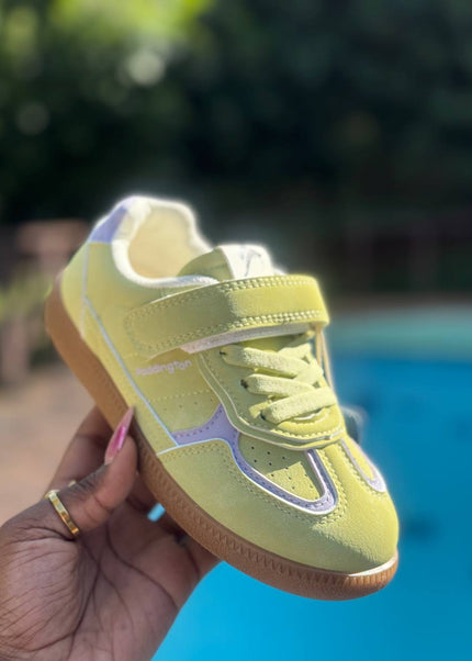 PD842 - Premium Unisex Kids Sneakers - White Pink & Green Sports Shoes