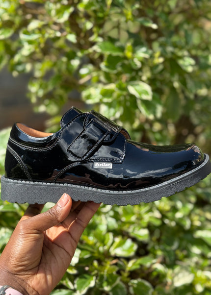 S942501 - Stellar Steps Patent Wipe-Clean School Shoes – Stylish, Light, No Polish Needed
