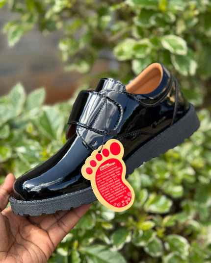 S942501 - Stellar Steps Patent Wipe-Clean School Shoes – Stylish, Light, No Polish Needed